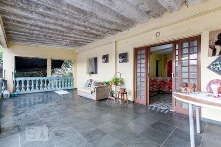 Casa à venda com 500m², 4 quartos e 5 vagasVaranda