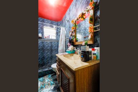 Casa à venda com 500m², 4 quartos e 5 vagasBanheiro 2