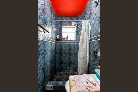 Casa à venda com 500m², 4 quartos e 5 vagasBanheiro 2