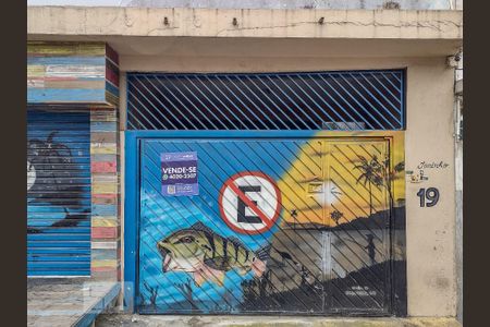 Casa à venda com 500m², 4 quartos e 5 vagasFachada