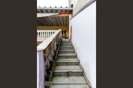 Casa à venda com 500m², 4 quartos e 5 vagasEscadas Entrada