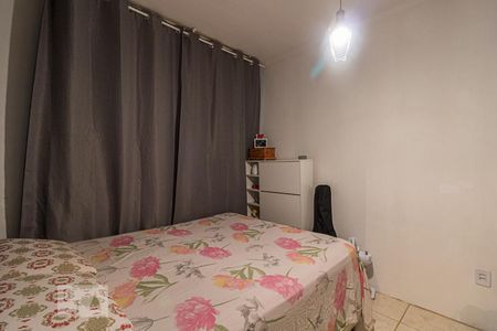 Quarto de apartamento à venda com 1 quarto, 56m² em Rubem Berta, Porto Alegre