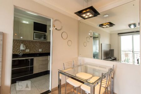Apartamento à venda com 50m², 2 quartos e 1 vaga Apartamento à venda com 50m², 2 quartos e 1 vagaSala