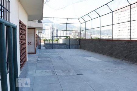 Apartamento à venda com 65m², 2 quartos e 1 vagaÁrea comum - Quadra