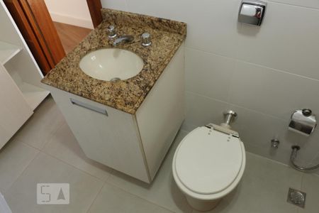 Apartamento à venda com 65m², 2 quartos e 1 vagaBanheiro - Torneira