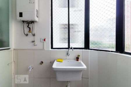 Apartamento para alugar com 70m², 2 quartos e 1 vagaÁrea de Serviço