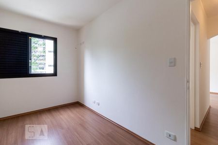 Suite de apartamento para alugar com 2 quartos, 70m² em Vila Olímpia, São Paulo