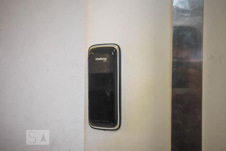 Fechadura eletrônica de apartamento para alugar com 2 quartos, 75m² em Jardim Parque Morumbi, São Paulo