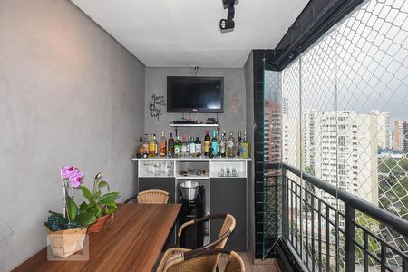 Varanda de apartamento para alugar com 2 quartos, 75m² em Jardim Parque Morumbi, São Paulo