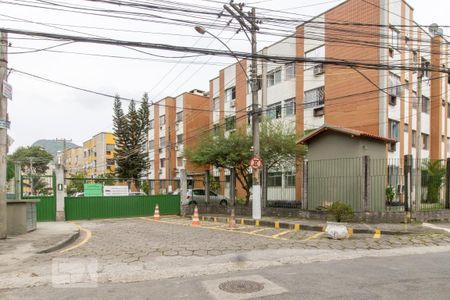 Apartamento à venda com 55m², 2 quartos e 1 vaga Apartamento à venda com 55m², 2 quartos e 1 vagaFachada