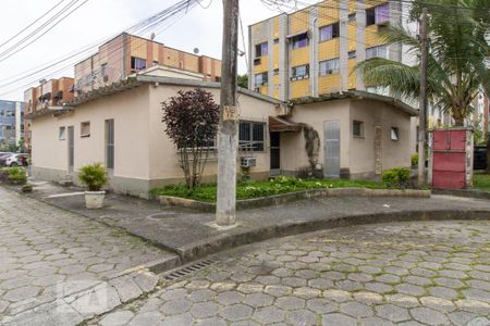 Apartamento à venda com 55m², 2 quartos e 1 vaga Apartamento à venda com 55m², 2 quartos e 1 vagaÁrea comum - Salão de festas