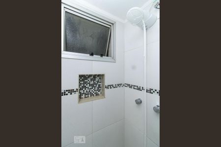 Apartamento à venda com 55m², 2 quartos e 1 vaga Apartamento à venda com 55m², 2 quartos e 1 vagaDetalhe do Banheiro