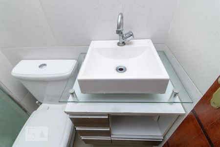 Apartamento à venda com 55m², 2 quartos e 1 vaga Apartamento à venda com 55m², 2 quartos e 1 vagaDetalhe do Banheiro