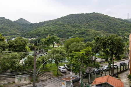 Vista da Sala de apartamento à venda com 2 quartos, 55m² em Jardim Sulacap, Rio de Janeiro