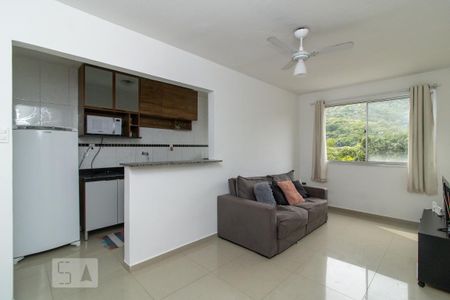 Sala de apartamento à venda com 2 quartos, 55m² em Jardim Sulacap, Rio de Janeiro