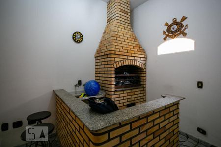 Casa à venda com 400m², 4 quartos e 8 vagas Casa à venda com 400m², 4 quartos e 8 vagasChurrasqueira