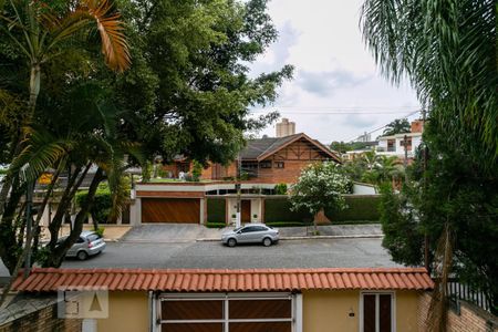 Casa à venda com 400m², 4 quartos e 8 vagas Casa à venda com 400m², 4 quartos e 8 vagasVista da Varanda da sala