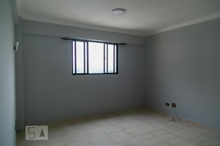 Sala de Apartamento com 2 quartos, 74m² Macedo