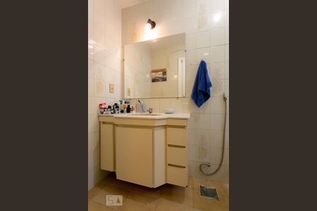 Apartamento à venda com 85m², 3 quartos e 1 vagaBanheiro da Suíte