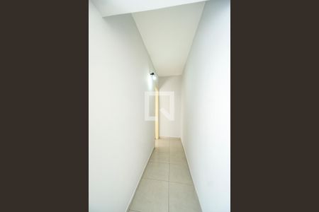 Casa de condomínio à venda com 376m², 7 quartos e 2 vagasCorredor do quarto