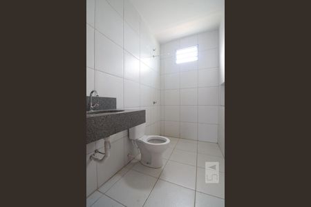 Casa para alugar com 90m², 3 quartos e sem vagaBanheiro