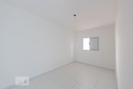 Quarto 2 de apartamento para alugar com 2 quartos, 70m² em Vila Santa Isabel, São Paulo
