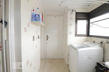 Apartamento à venda com 115m², 2 quartos e 2 vagasArea de serviço 
