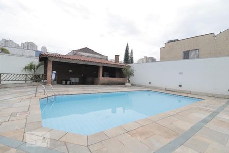 Apartamento à venda com 115m², 2 quartos e 2 vagasÁrea comum - Piscina