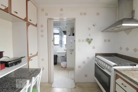 Apartamento à venda com 115m², 2 quartos e 2 vagasCozinha