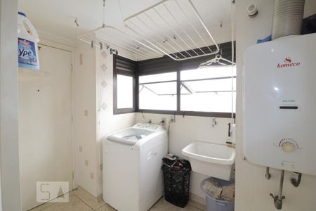 Apartamento à venda com 115m², 2 quartos e 2 vagasArea de serviço 