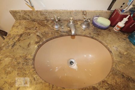 Apartamento à venda com 115m², 2 quartos e 2 vagasBanheiro Social- pia