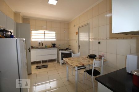 Apartamento à venda com 126m², 2 quartos e 1 vagaCozinha