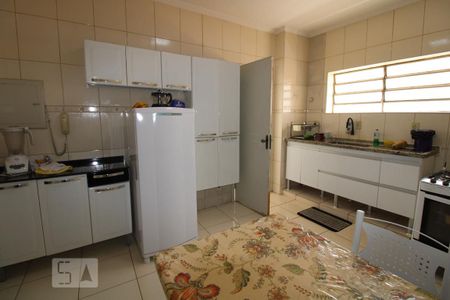 Apartamento à venda com 126m², 2 quartos e 1 vagaCozinha