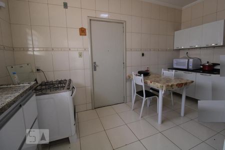 Apartamento à venda com 126m², 2 quartos e 1 vagaCozinha