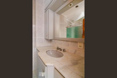 Casa à venda com 262m², 3 quartos e 3 vagasBanheiro