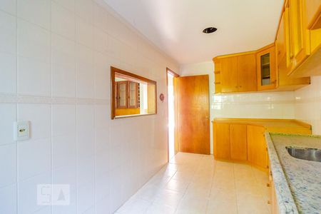 Casa à venda com 262m², 3 quartos e 3 vagasCozinha