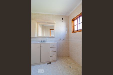 Casa à venda com 262m², 3 quartos e 3 vagasSuite