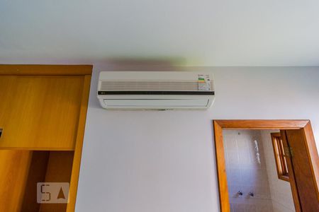 Casa à venda com 262m², 3 quartos e 3 vagasAr condicionado