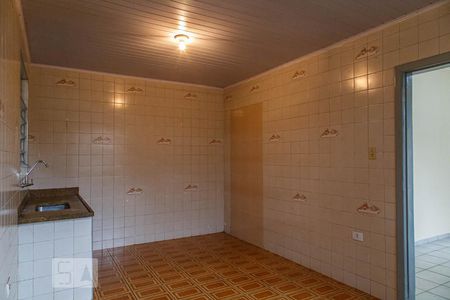 Casa à venda com 70m², 2 quartos e 2 vagas Casa à venda com 70m², 2 quartos e 2 vagasCozinha