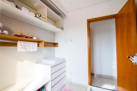 Apartamento à venda com 106m², 2 quartos e 2 vagas Apartamento à venda com 106m², 2 quartos e 2 vagasQuarto 2