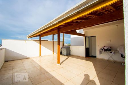 Apartamento à venda com 106m², 2 quartos e 2 vagas Apartamento à venda com 106m², 2 quartos e 2 vagasCobertura/Área de serviço