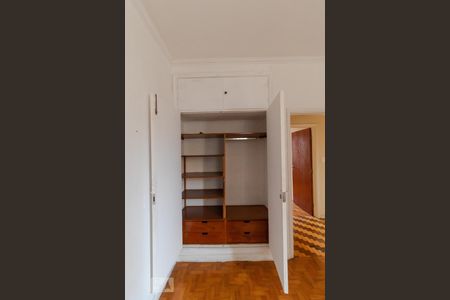 Apartamento à venda com 87m², 3 quartos e sem vaga Apartamento à venda com 87m², 3 quartos e sem vagaQuarto 03 -Armário