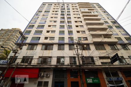 Apartamento à venda com 87m², 3 quartos e sem vaga Apartamento à venda com 87m², 3 quartos e sem vagaFachada