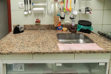 Casa de condomínio à venda com 204m², 6 quartos e 1 vaga Casa de condomínio à venda com 204m², 6 quartos e 1 vagaCozinha