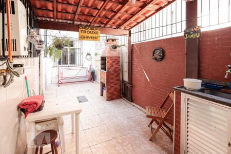 Casa de condomínio à venda com 204m², 6 quartos e 1 vaga Casa de condomínio à venda com 204m², 6 quartos e 1 vagaÁrea Externa