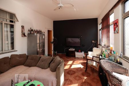 Casa de condomínio à venda com 204m², 6 quartos e 1 vaga Casa de condomínio à venda com 204m², 6 quartos e 1 vagaSala 2