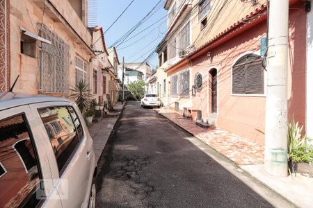 Casa de condomínio à venda com 204m², 6 quartos e 1 vaga Casa de condomínio à venda com 204m², 6 quartos e 1 vagaVila