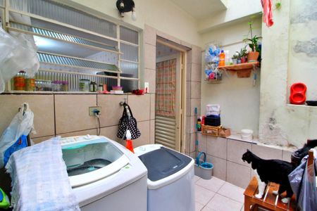 Casa à venda com 110m², 2 quartos e 1 vagaÁrea de Serviço