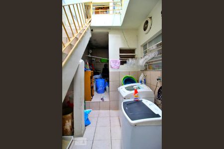 Casa à venda com 110m², 2 quartos e 1 vagaÁrea de Serviço