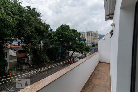 Casa à venda com 273m², 3 quartos e 1 vagaTerraço